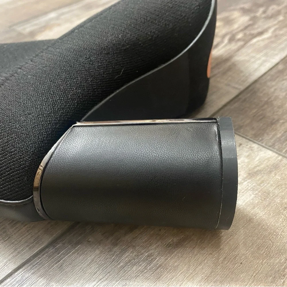 BCBGeneration Black Ankle Booties Stretch Pull On Casual Dressy Event NWOT - Picture 8 of 9